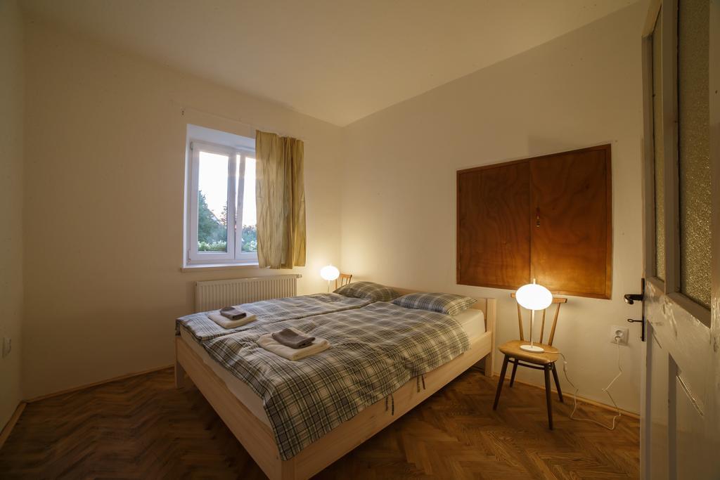 Ubytovani Napoli Stara Cervena Voda Extérieur photo