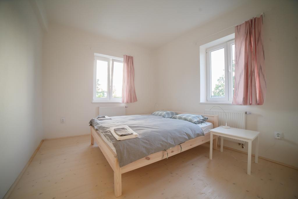 Ubytovani Napoli Stara Cervena Voda Extérieur photo